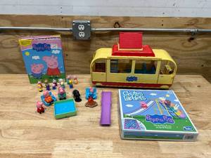 lot 132 image: Peppa Pig Toys
