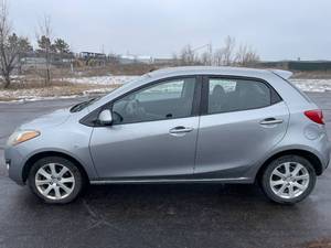 2012 Mazda Mazda2 Touring - 2 OWNERS