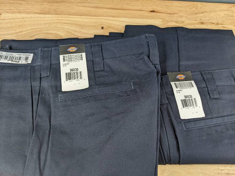 lot 24A image: 2 New Pairs of Dickies Mens 7.75 oz. Premium Industrial Cargo Pant - Navy Blue - Mens Size 30L 36W J