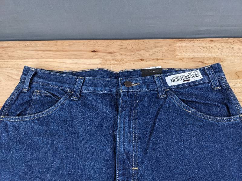 lot 16 image: New Dickies Mens Industrial Carpenter Jeans Size 36 x 32 J