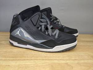 lot 35 image: Nike Air Jordan Flight SC 3 Mens Size 10 Shoes  K