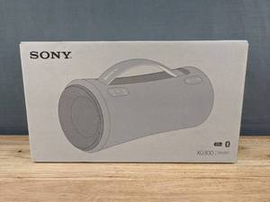 lot 4 image: Brand New Sony SRS-XG300 Wireless Portable Bluetooth Party Speaker IP67 Water-resistant and Dustproof, Light Gray Y