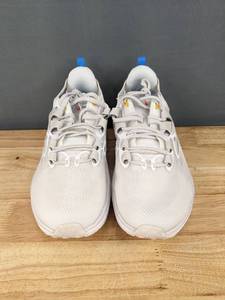 lot 30A image: New Nike Signal DMSX White Sneakers Mens Size 10 Shoes N