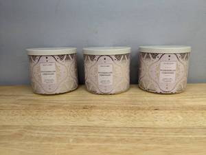 lot 76A image: New (3)  White Barn Watermelon Lemonade Scented Candle Z