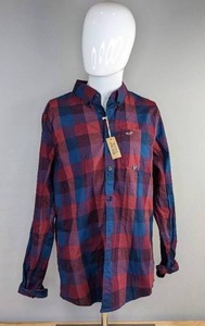 lot 128 image: New Hollister Mens Blue and Red Checkered Button Shirt Down Size Large K