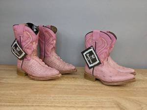 lot 98 image: (2) New Pairs of Pink Montenegro Boots Kids Sizes 7 and 2 K