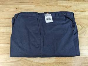 lot 145A image: New Pair of Dickies Mens 7.75 oz. Premium Industrial Cargo Pant - Navy Blue - Mens Size 30L x 42W J