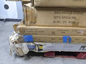 lot 4A image: Amazon Customer Return Furniture Pallet T