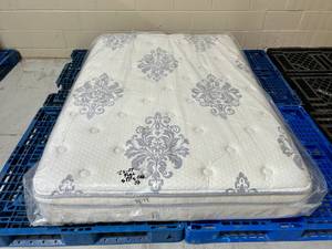lot 17 image: Serta Purfect Sleeper ValleyBrook 12 Euro-Top Full Mattress- MRSP $2,350.00 - No Reserve