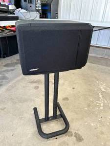 lot 27 image: Bose 301 Series IV Speaker with Stand