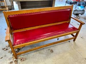 lot 49 image: Faribault School for the Deaf and Blind Early 1900s Antique Bench