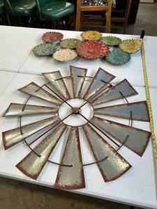 lot 113 image: Metal Art Ornaments