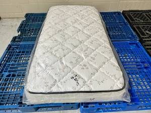 lot 19 image: Brand New Sound Sleep Ultra Plush Twin XL Mattress