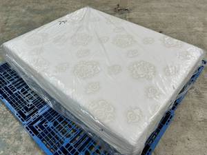 lot 20 image: Brand New Sound Sleep Medium Firm 13 Memory Foam Queen Mattress