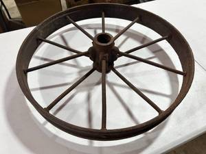24 Iron Wagon Wheel