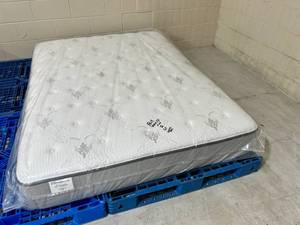 Sealy Posturepedic Templeton Plush 10 Queen Mattress