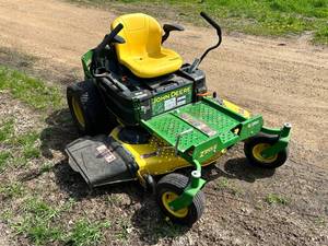 lot 6 image: John Deere Z355 E Zero Turn Lawn Mower