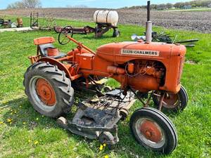 lot 7 image: Allis-Chalmers Tractor & Mower Deck Setup - Runs Well - Needs a Battery
