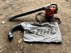 lot 31 image: Stihl SHBBC Blower & Bagger -Fully Functional -