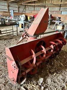 lot 35 image: 8 PTO Tractor Snowblower - Fully Functional -