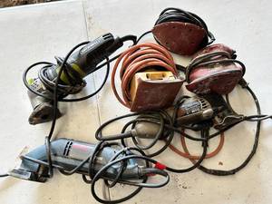 lot 54 image: Big Lot of Detail Sanders - Power Tool - Fully Functional