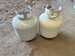 lot 100 image: Lot of Two Brand New 5 Gallon Propane Tanks