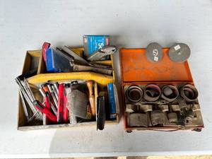 lot 125 image: Woodworking Tool & Accessory Lot - See Pictures