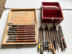 lot 132 image: Woodworking Tool & Accessory Lot - See Pictures
