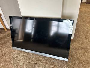 lot 178 image: Sony BRAVIA EX50x - Fully Functional - See PDF for more detail