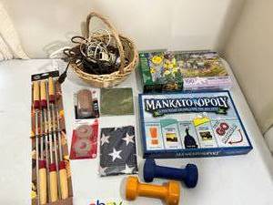 lot 181 image: Outdoor Grill & Picnic & Board Game Lot - See Pictures