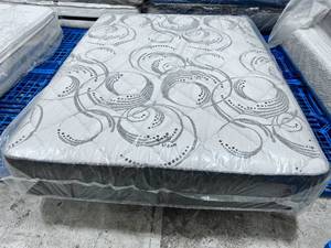 lot 5 image: 13 Ultra Plush Queen Mattress - No Reserve - Built Like a Stearns & Foster - Name Your Price