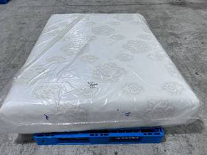 lot 1 image: Brand New Sound Sleep 13 Medium Firm Hybrid Queen Mattress - MSRP $1499.99 - No Reserve
