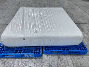 lot 1 image: Luxury Sealed 13 Soft Memory Foam King Mattress - Premium Comfort and Support