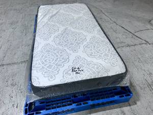 lot 21 image: Classic quilted top 9 Twin Mattress