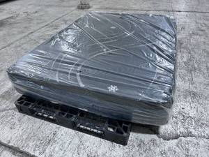 lot 1 image: 11 Firm Euro Top Queen Mattress
