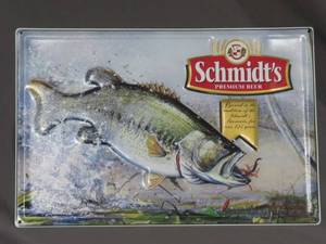 lot 4 image: Schmidt Premium Beer Bass Tin Wall Plaque - 12 x 18