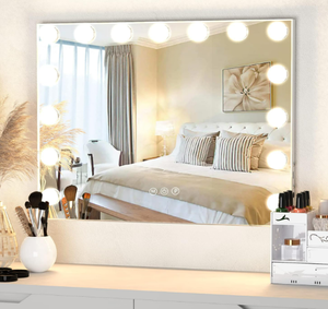 lot 21 image: Manocorro Vanity Mirror with Lights Hollywood Makeup Mirror -  23x18 Inch