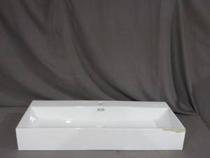 lot 91 image: Swiss Madison Claire 40 in. Ceramic Console Sink White Basin Black Legs, White BasinBlack Legs - Damaged