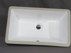 lot 92 image: Swiss Madison Voltaire 21 Rectangular Under-Mount Bathroom Sink