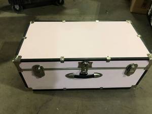 lot 28 image: Seward Trunk Seward Rover 30 in. Blush Trunk with Wheels and Lock, 12.25 in H x 15.75 in D, Engineered Wood    Customer Returns See Pictures
