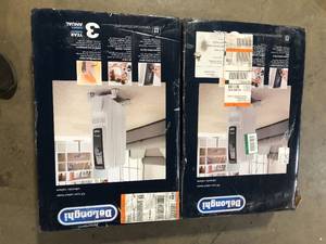 lot 43 image: Lot of 2 DeLonghi 1500-Watt 5120 BTU Electric Oil Filled Radiator Space Heater Quiet Full Room Comfort Customer Returns See Pictures