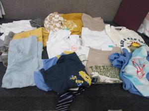 lot 59 image: Assorted Toddler Boys Shirts...