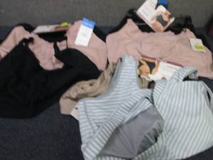 lot 90 image: XXXL Nursing Bralettes...