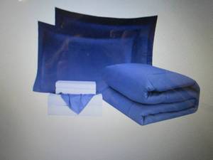lot 139 image: Swift Home Ultra Soft 8-Pc. Bedding...