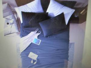 lot 143 image: Swift Home Ultra-Soft Wrinkle & Shr...