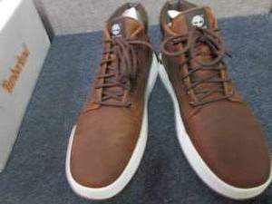 lot 145 image: Timberland Mens Maple Grove Leathe...