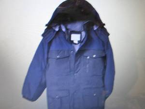 lot 171 image: Victory Outfitters Mens Colorblock...