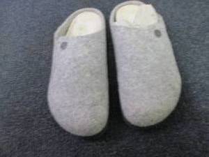 lot 183 image: Birkenstock Womens Zermatt Shearli...