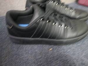 lot 215 image: K-Swiss Womens Court Pro II Sneake...