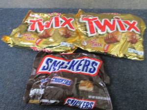 lot 319 image: 3 Bags Assorted Candies...
